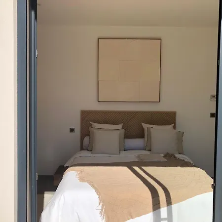 Garrigue Villa *