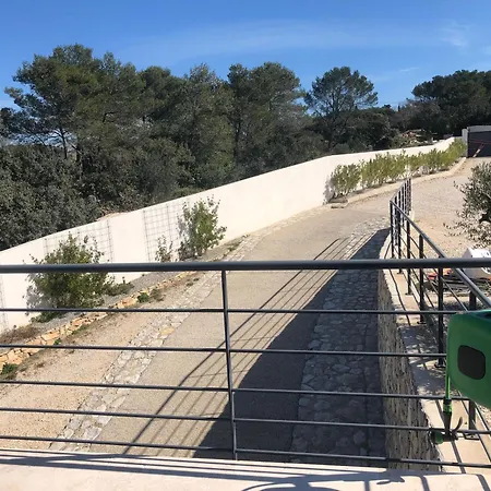 Garrigue Vila *